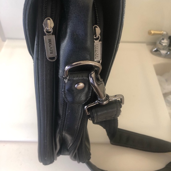 Bugatti Laptop/Messenger/Shoulder Leather Bag - Picture 7 of 8